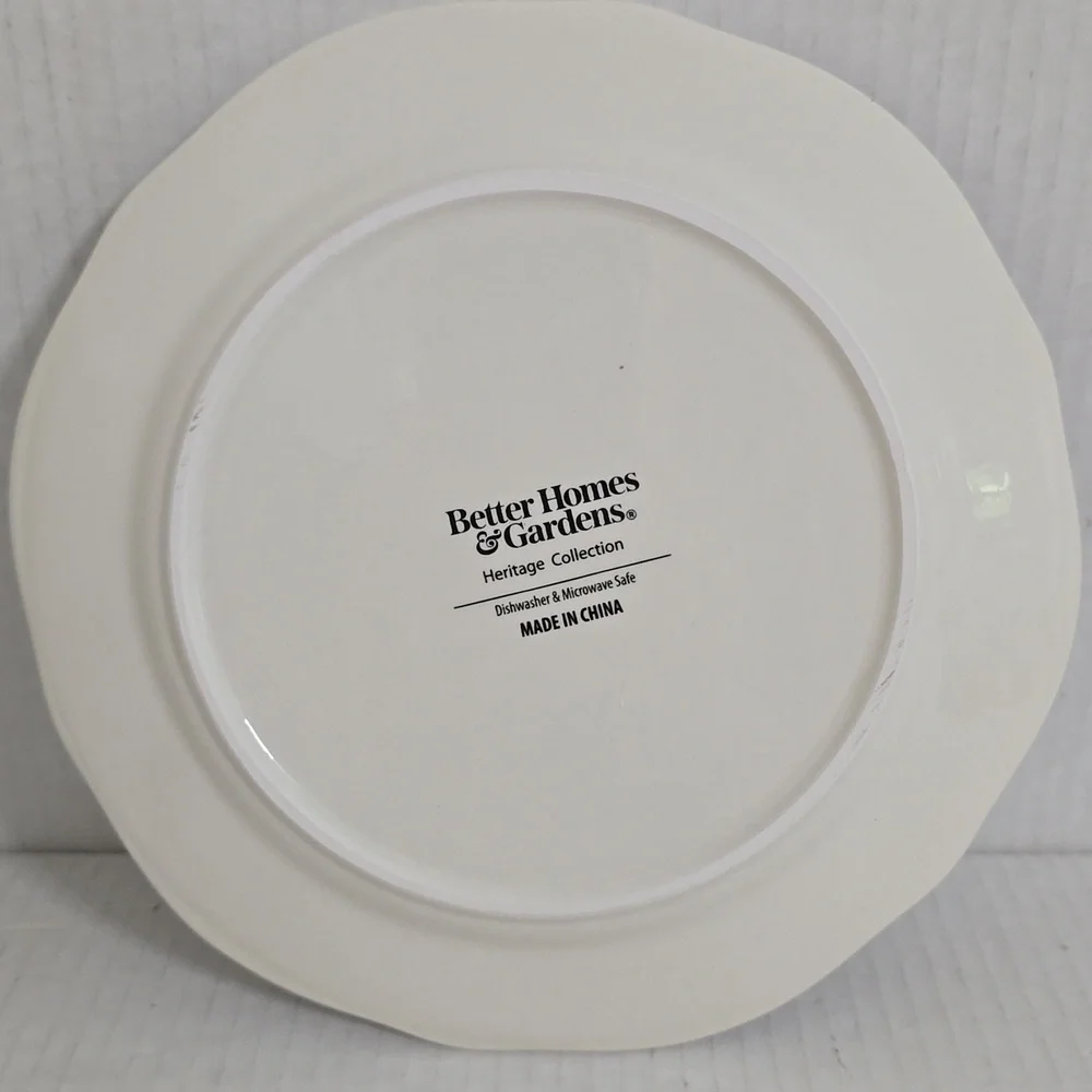 Set of 4 Better Homes and Garden Festive Holiday Plates - Picture 13 of 16